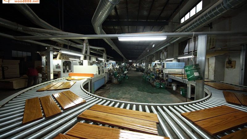 在众多多层实木地板品牌中，以下品牌具有较高的知名度和良好的口碑：